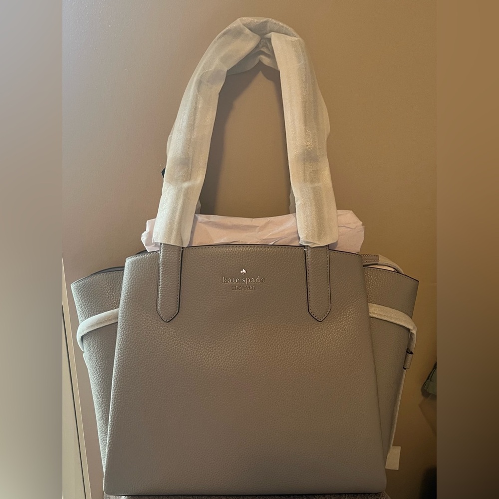 NWT Kate Spade Dumpling Medium Tote
Gray $499 Retail